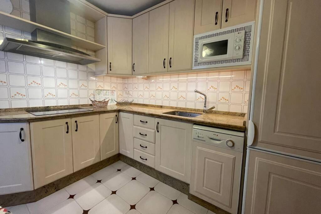Gran Y Magnifico Apartamento En מאלגה מראה חיצוני תמונה