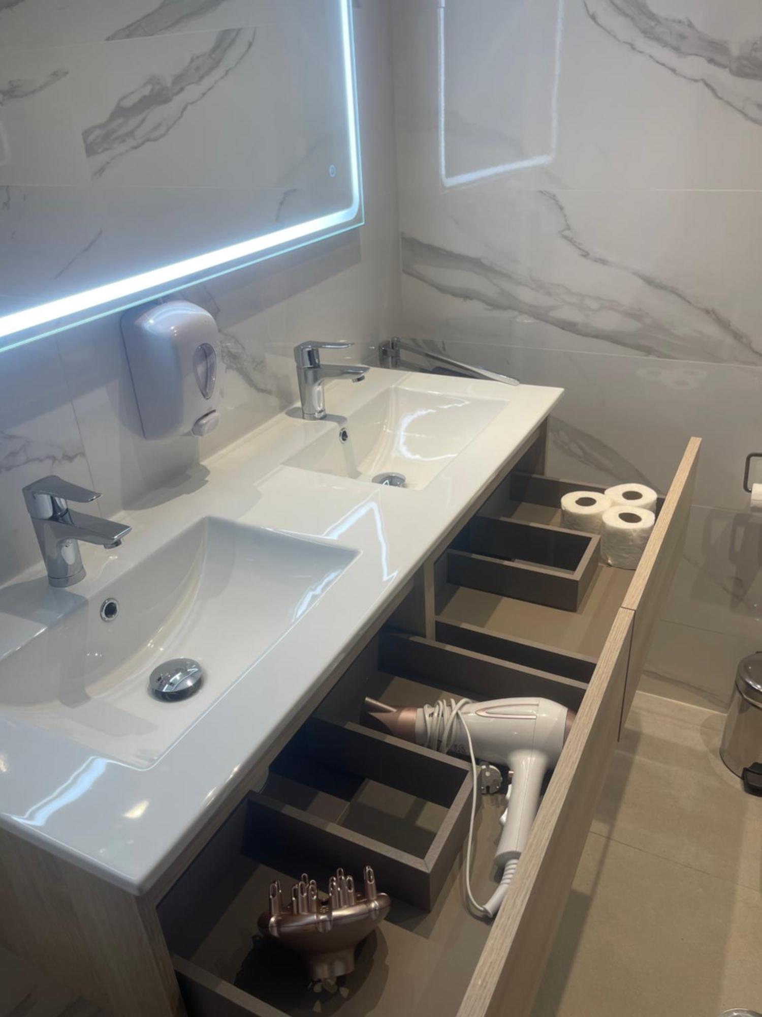 Gran Y Magnifico Apartamento En מאלגה מראה חיצוני תמונה